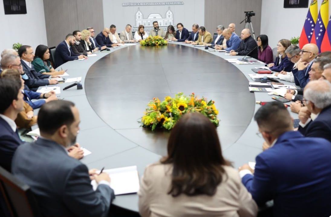 Presidenta Delcy Rodríguez lidera reunión del Consejo de Vicepresidentes Sectoriales y Ministros en el Palacio de Miraflores