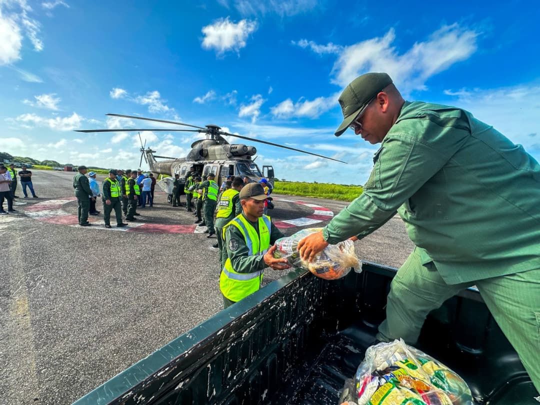 Despliegue aéreo, fluvial y terrestre en Apure garantiza la entrega de alimentos a más de 96 comunidades indígenas