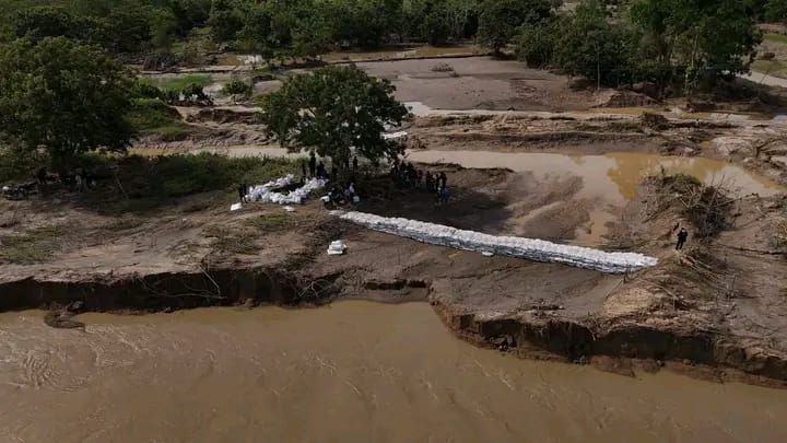 Alcaldía del municipio Páez intensifica trabajos de mitigación en el sector Cachamero del eje Arauca 