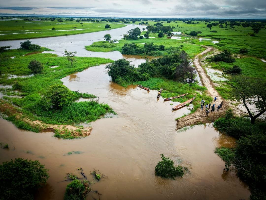 Gobernador Wilmer Rodríguez inspecciona el río Matiyure y da parte de tranquilidad a productores y habitantes de la localidad