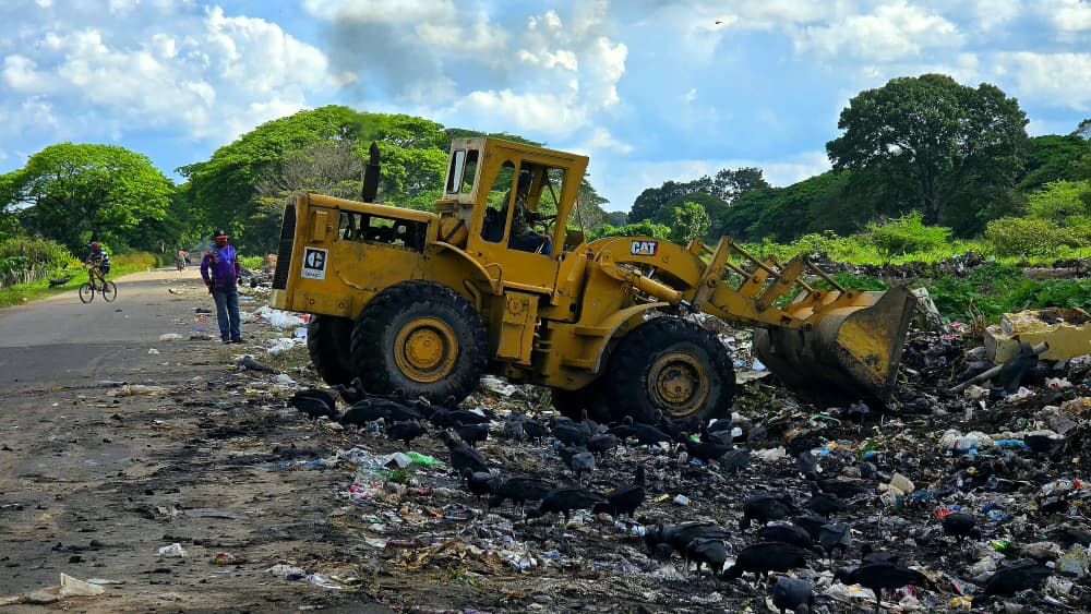 ‎Inician trabajos de saneamiento en el vertedero municipal de Achaguas