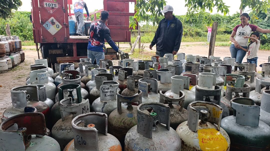 Más de 3 mil familias de Guasdualito recibieron despacho de gas doméstico